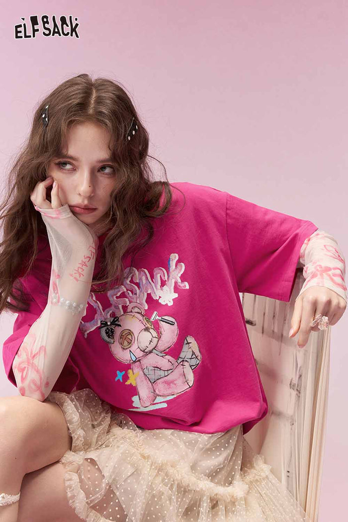 ELFSACK Whimsical Bear Print Rose Red Round Neck Tshirt